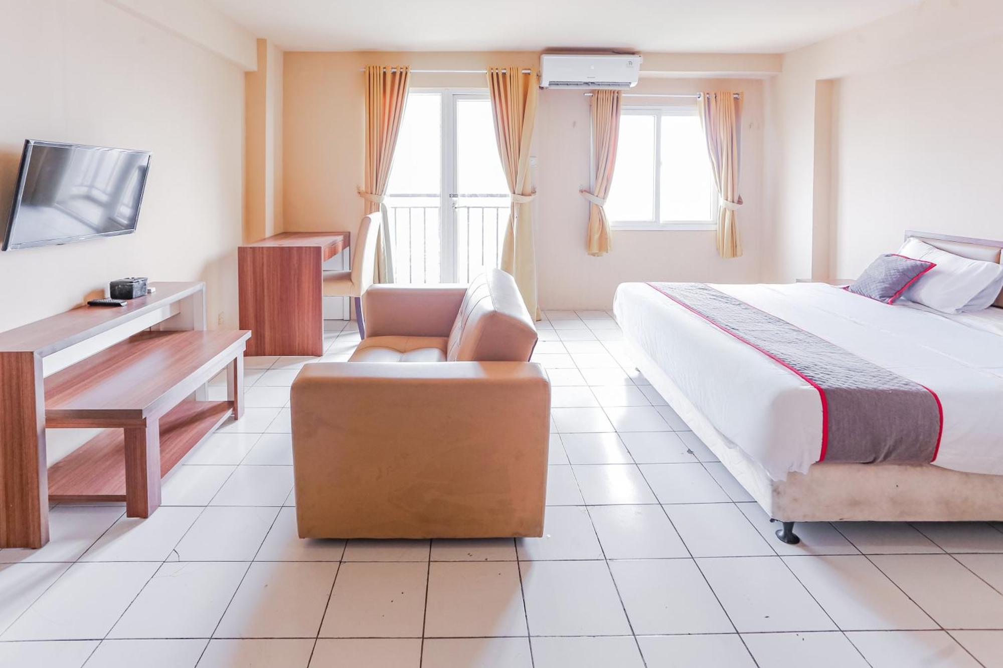Collection O Bekasi Kota Near Lrt Bekasi Formerly Apartment Mutiara Bekasi Extérieur photo