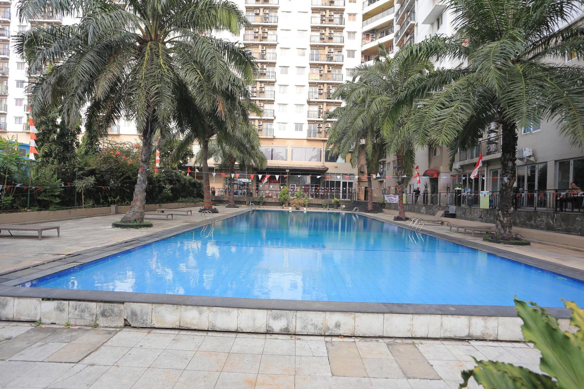 Collection O Bekasi Kota Near Lrt Bekasi Formerly Apartment Mutiara Bekasi Extérieur photo